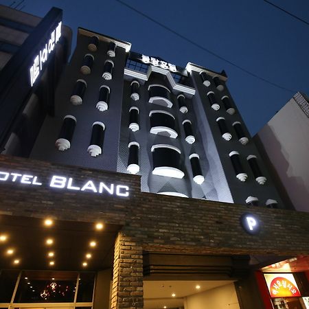 Hotel Blanc In Чхонджу Экстерьер фото